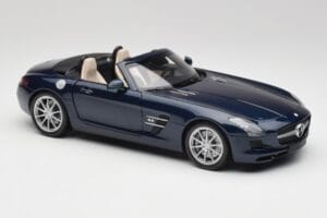 Mercedes SLS AMG R197 Roadster サウスシーズ ブルー Minichamps 1:18 100039031 メタル - 画像 6/8