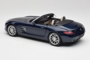 Mercedes SLS AMG R197 Roadster サウスシーズ ブルー Minichamps 1:18 100039031 メタル - 画像 7/8