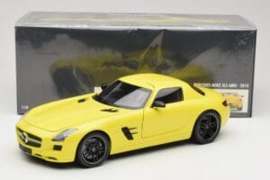 Mercedes SLS AMG C197 イエロー Minichamps 1:18 100039022 メタル - 画像 8/8