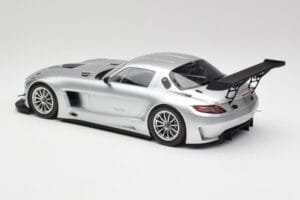 Mercedes SLS AMG GT3 C197 Street シルバー Minichamps 1:18 151113100 メタル - 画像 5/6