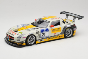 Mercedes SLS AMG GT3 #21 Rowe Racing M. Hartung / N. Heyer ADAC 24 Hours Nurburgring 2013 Minichamps 1:18 151133121 メタル