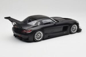 Mercedes SLS AMG GT3 C197 Street マットブラック Minichamps 1:18 151113101 メタル - 画像 2/6
