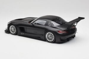 Mercedes SLS AMG GT3 C197 Street マットブラック Minichamps 1:18 151113101 メタル - 画像 5/6