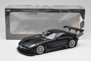 Mercedes SLS AMG GT3 C197 Street マットブラック Minichamps 1:18 151113101 メタル - 画像 6/6