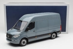 Mercedes Sprinter W907 ブルーグレー Norev 1:18 183423 メタル - 画像 7/7