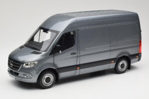 Mercedes Sprinter W907 パネルバン Selenite Grey Metallic Norev 1:18 B66004163 メタル