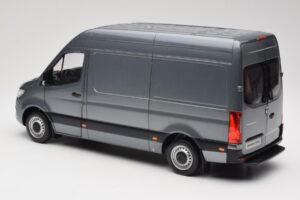 Mercedes Sprinter W907 パネルバン Selenite Grey Metallic Norev 1:18 B66004163 メタル - 画像 7/8