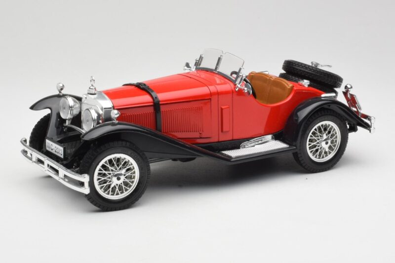 Mercedes SSK レッド & ブラック Bburago 1:18 3009-M1 メタル
