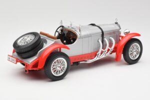 Mercedes SSK シルバー & レッド Bburago 1:18 3009-M2 メタル - 画像 2/6