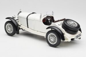 Mercedes SSKL ホワイト Bburago 1:18 3002 メタル - 画像 7/8