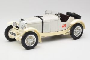 Mercedes SSKL ホワイト & クリーム Bburago 1:18 3002-M1 メタル