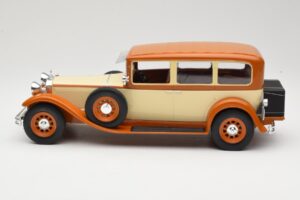 Mercedes Type Nurburg W08 460/460K ベージュ MCG 1:18 MCG18034 メタル - 画像 3/6