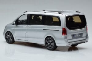 Mercedes V-Class V260 AMG Line シルバー Norev 1:18 183871 メタル - 画像 7/10