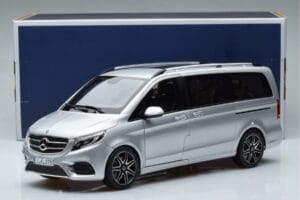 Mercedes V-Class V260 AMG Line シルバー Norev 1:18 183871 メタル - 画像 10/10