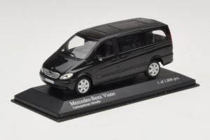 Mercedes Viano ブラック Minichamps 1:43 400032210 メタル - 画像 2/4
