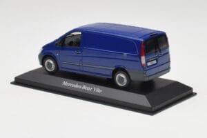 Mercedes Vito Atlantis ブルー Minichamps 1:43 B66960525 メタル - 画像 3/4