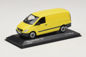 Mercedes Vito Kastenwagen イエロー Minichamps 1:43 400032260 メタル - 画像 2/4