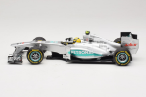 Mercedes W03 #8 N. Rosberg Mercedes AMG Petronas Showcar 2012 Minichamps 1:18 110120078 メタル - 画像 3/7