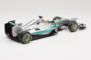 Mercedes W04 #9 N. Rosberg Mercedes AMG Petronas Showcar 2013 Minichamps 1:18 110130079 メタル - 画像 2/7