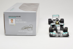 Mercedes W04 #9 N. Rosberg Mercedes AMG Petronas Showcar 2013 Minichamps 1:18 110130079 メタル - 画像 6/7