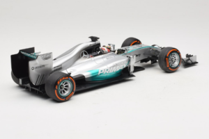 Mercedes W05 #44 L. Hamilton Mercedes AMG Petronas Malaysian Grand Prix Winner 2014 Minichamps 1:18 110140144 メタル - 画像 2/7