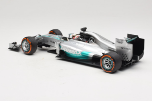 Mercedes W05 #44 L. Hamilton Mercedes AMG Petronas Malaysian Grand Prix Winner 2014 Minichamps 1:18 110140144 メタル - 画像 5/7