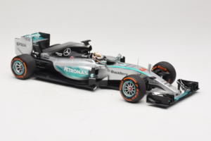Mercedes W06 #44 L. Hamilton Mercedes AMG Petronas Japanese Grand Prix Winner 2015 Minichamps 1:18 110150344 メタル - 画像 4/7