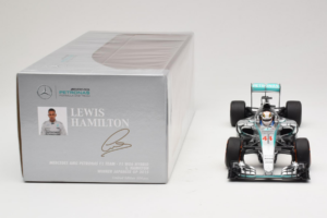 Mercedes W06 #44 L. Hamilton Mercedes AMG Petronas Japanese Grand Prix Winner 2015 Minichamps 1:18 110150344 メタル - 画像 6/7