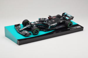 Mercedes W11 #44 L. Hamilton Mercedes AMG Petronas Turkish Grand Prix Winner World Champion 2020 Minichamps 1:18 113201444 レジ - 画像 2/7