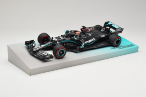Mercedes W11 #63 G. Russell Mercedes AMG Petronas Sakhir Grand Prix 2020 Minichamps 1:18 113201663 レジン - 画像 2/7