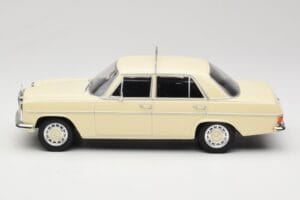 Mercedes W115 ベージュ Taxi MCG 1:18 MCG18055 メタル - 画像 3/6