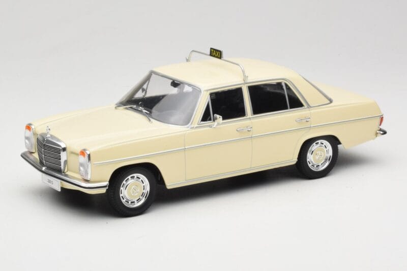 Mercedes W115 ベージュ Taxi MCG 1:18 MCG18055 メタル