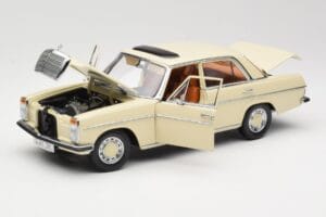 Mercedes W115 Strich 8 クリーム Sun Star 1:18 4581 メタル - 画像 2/8