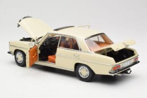Mercedes W115 Strich 8 クリーム Sun Star 1:18 4581 メタル - 画像 5/8