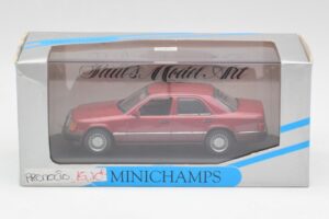 Mercedes 300D W124 レッド Minichamps 1:43 3209 メタル - 画像 4/4