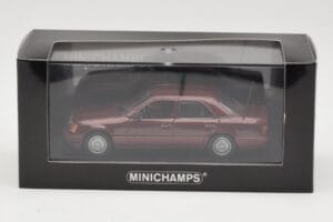 Mercedes W124 Dark Red Metallic Minichamps 1:43 MB002 メタル - 画像 4/4