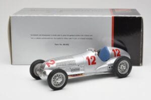 Mercedes W125 #12 R. Caracciola Grand Prix 1937 CMC 1:18 M-052 メタル - 画像 6/6