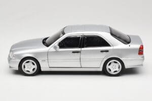 Mercedes C36 AMG W202 Silver Metallic Norev 1:18 183380 メタル - 画像 4/8