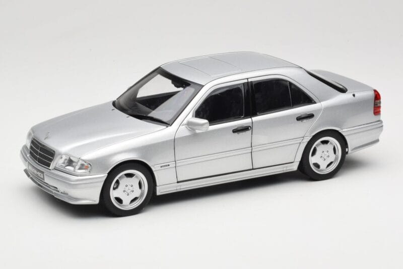 Mercedes C36 AMG W202 Silver Metallic Norev 1:18 183380 メタル