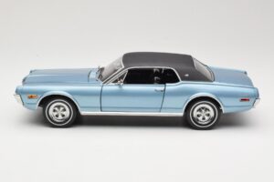 Mercury Cougar XR-7 ブルー Sun Star 1:18 1562 メタル - 画像 4/8