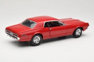 Mercury Cougar XR-7 レッド Sun Star 1:18 1541 メタル - 画像 3/8
