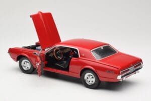 Mercury Cougar XR-7 レッド Sun Star 1:18 1541 メタル - 画像 5/8