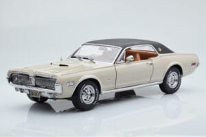 Mercury Cougar XR7-G Fawn Sun Star 1:18 1572 メタル