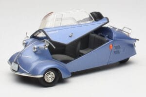 Messerschmitt KR201 Roadster ブルー Revell 1:18 08966 メタル - 画像 2/8