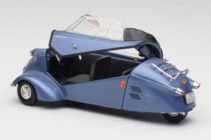 Messerschmitt KR201 Roadster ブルー Revell 1:18 08966 メタル - 画像 5/8