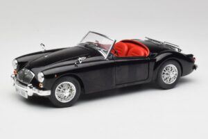 MGA English Roadster ブラック Revell 1:18 84559091 メタル
