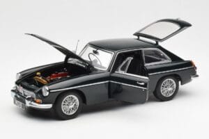 MGB GT Mk2 クーペ レーシング グリーン AUTOart 1:18 76602 メタル - 画像 2/8