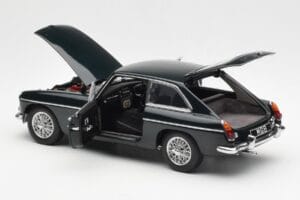 MGB GT Mk2 クーペ レーシング グリーン AUTOart 1:18 76602 メタル - 画像 5/8