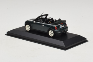 Mini Cooper カブリオレ グリーン ホワイトストライプ Minichamps 1:43 80420309093-R1 メタル - 画像 3/5