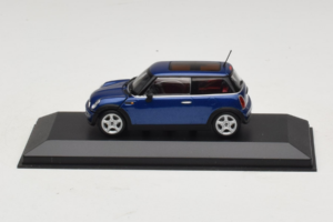 Mini Cooper ブルー Minichamps 1:43 MINI009 メタル